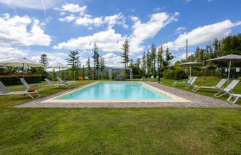 Chianti Cypress Holiday Home