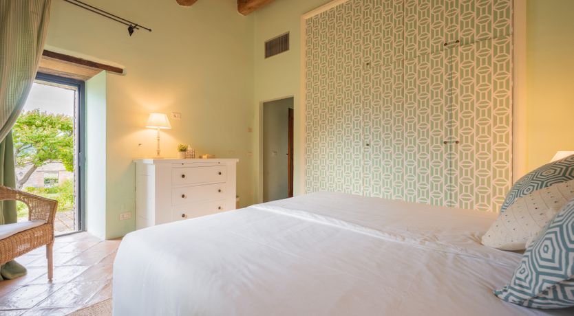 Photo of Mellow Jewel