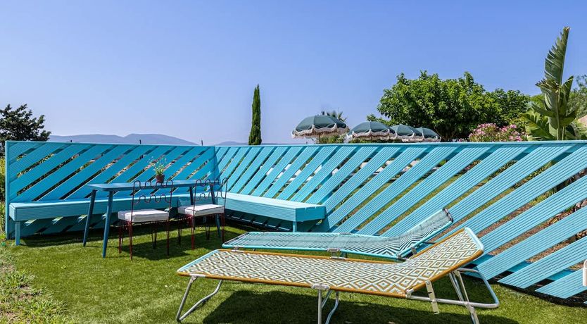 Photo of Grimaud Chic