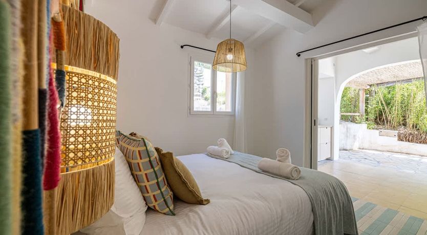 Photo of Grimaud Chic