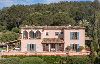 Grand Emerald Alcance Holiday Home