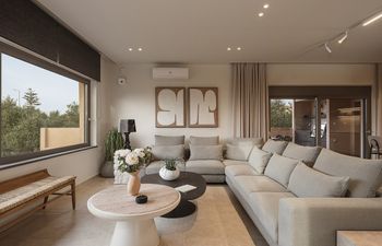 Golden Fortress Holiday Home