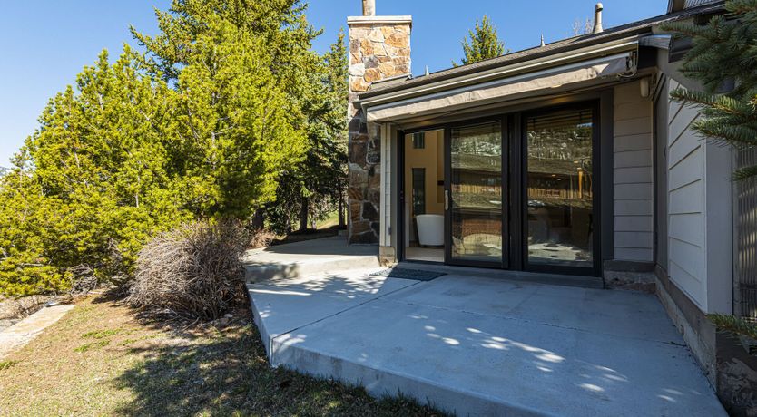 Photo of Refined Vista Home