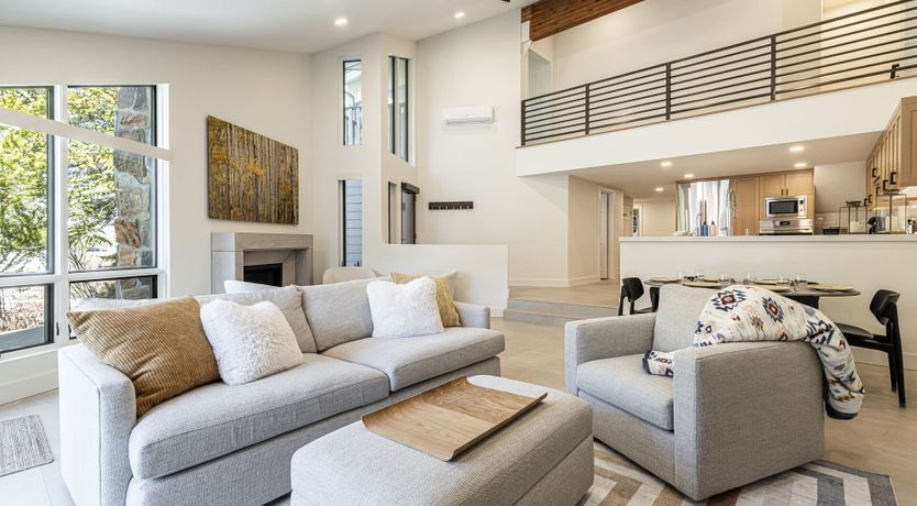 Photo of Refined Vista Home