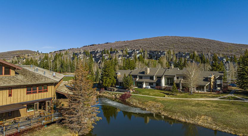 Photo of Refined Vista Home