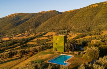 The Perugian Tower Holiday Home