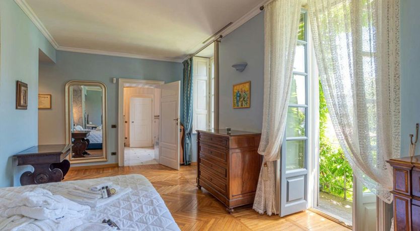 Photo of Vivid Retreat