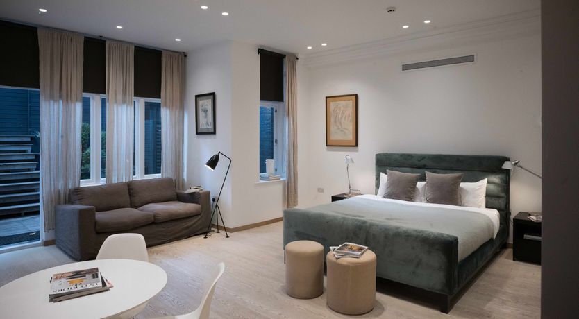 Photo of Retail Paradise