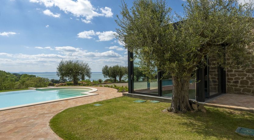 Photo of Lake Lookout