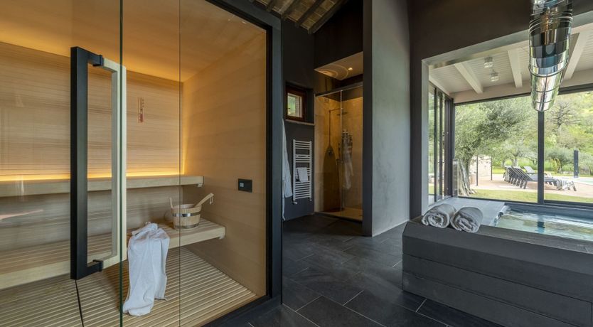 Photo of Lake Lookout