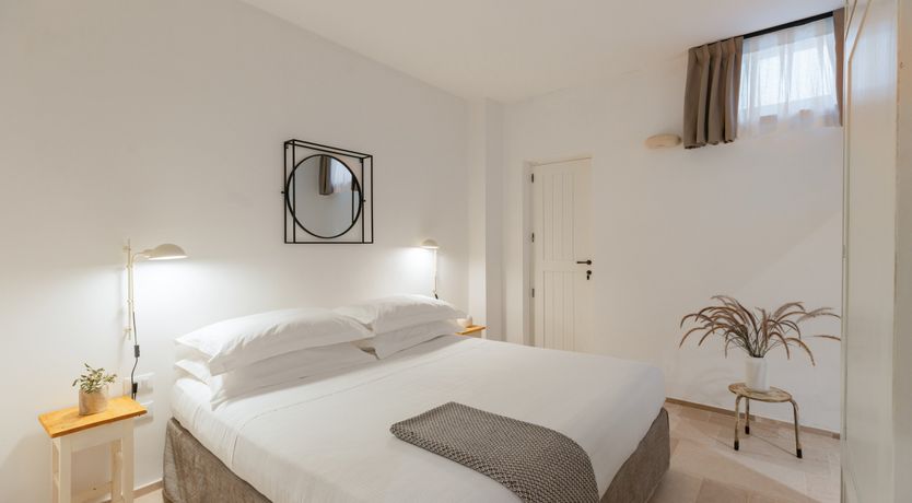 Photo of The Southern Light