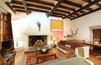 Meet Me in the Orange Grove Holiday Home