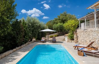 Crystalline Panorama Holiday Home