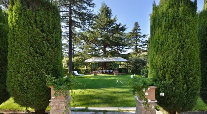 Photo of Neo-Gothic Grove