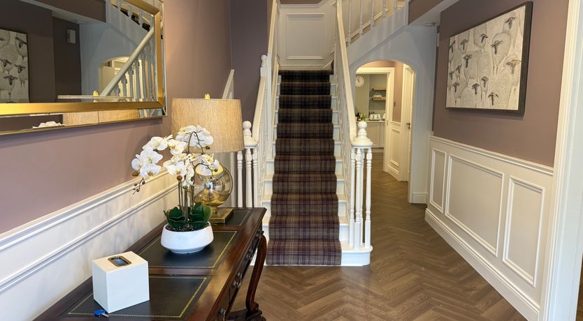 Photo of No 4 Fair Hill House- Great Location - FREE Parking/Wifi