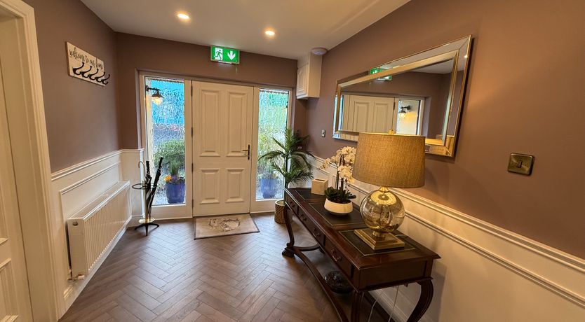 Photo of No 4 Fair Hill House- Great Location - FREE Parking/Wifi