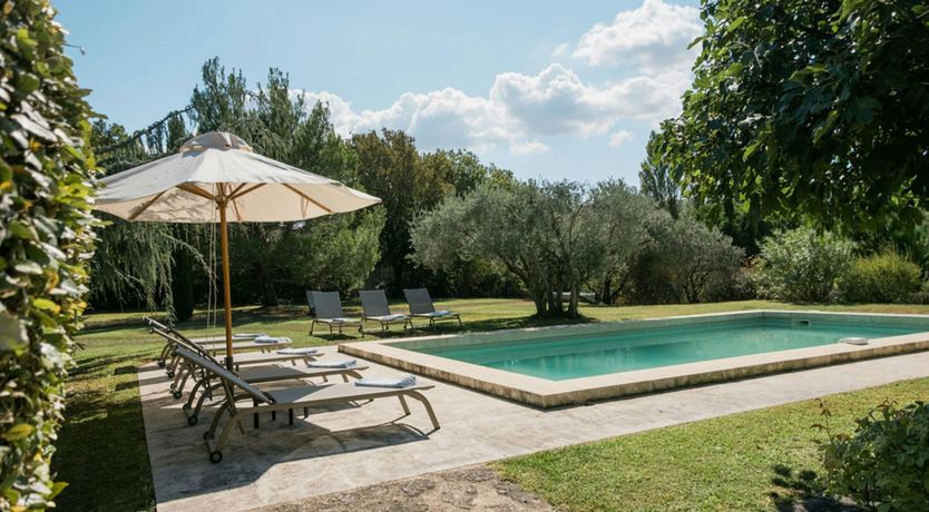 Photo of The Proven&ccedil;al Nest