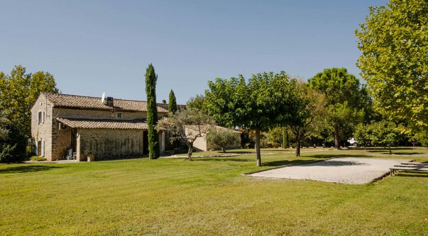 Photo of The Proven&ccedil;al Nest