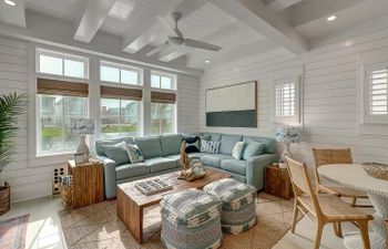 Sandy Coast Vista Holiday Home