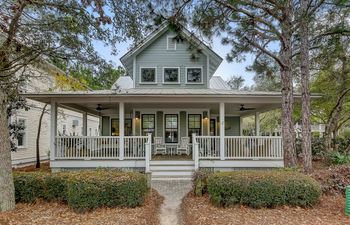Lake House Shore Holiday Home