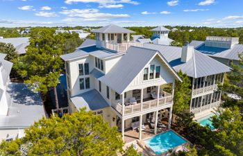 Sandy Seaside Oasis Holiday Home