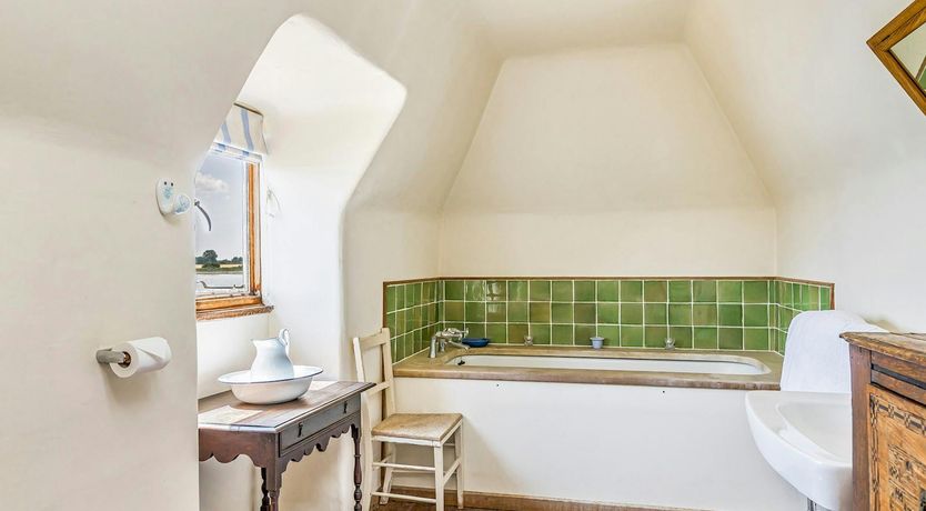 Photo of Harbour's View