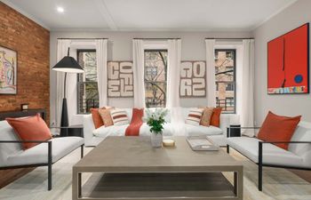 Flatiron Flair Holiday Home