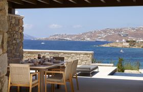 Photo of skies-of-mykonos