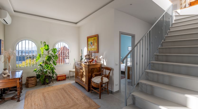 Photo of Rose Heights