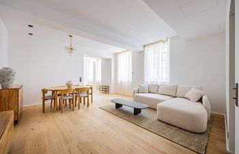 The Marais Lifestyle Holiday Home