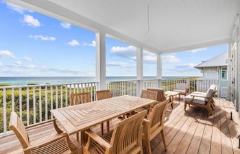 Elegant Gulf Vista Holiday Home