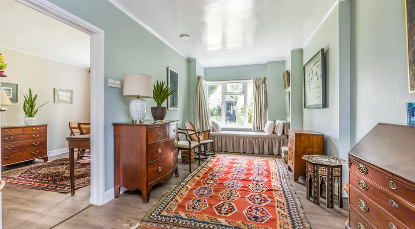 Photo of Lovely Lavant