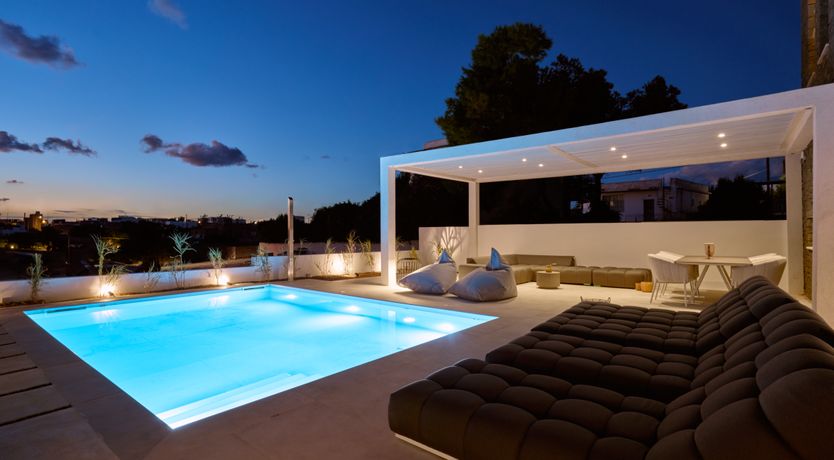 Photo of White Oasis
