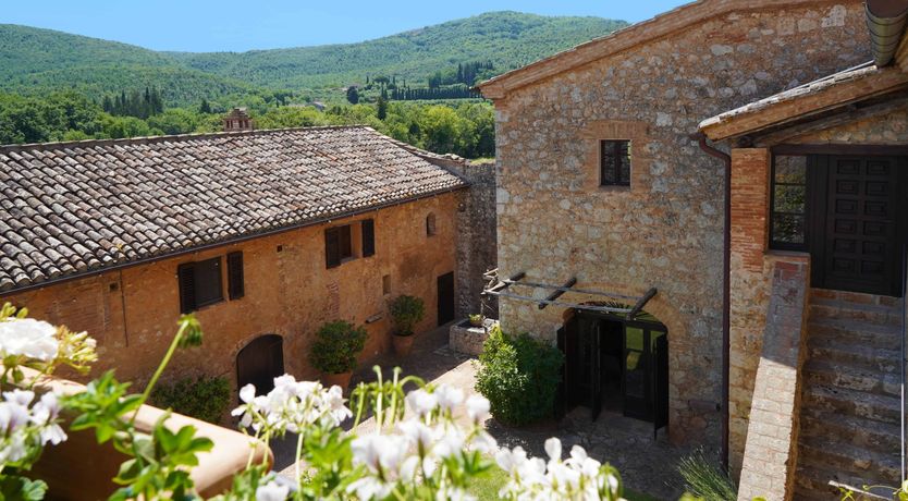Photo of Wisteria Castle