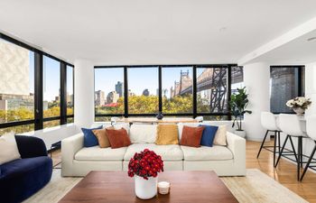 Riverlight on Sutton Holiday Home