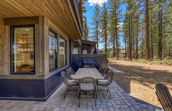 The Gold Crest Holiday Home