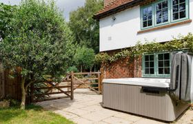 Photo of bosham-breeze