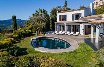Southern Beauty Holiday Home