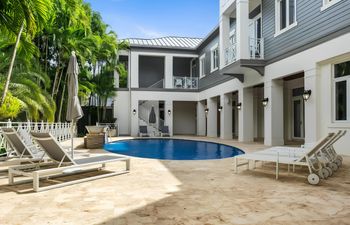 Luxury of Love Holiday Home