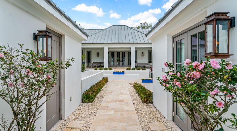 Photo of Grand Palms