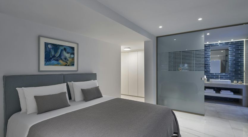 Photo of Golden Shore Light