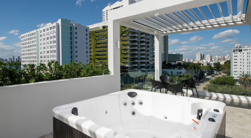Photo of South Beach Skyline