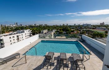 South Beach Skyline Holiday Home