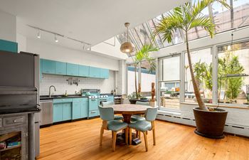 Greenwich Oasis Holiday Home