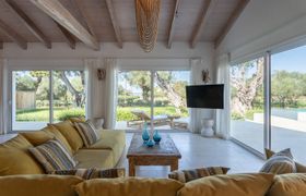 Photo of seaside-abode