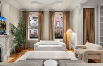 Village Loft Holiday Home