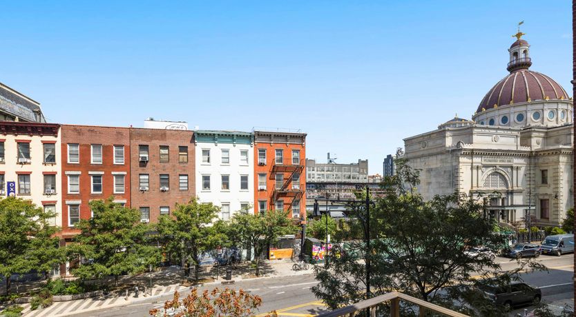 Photo of Broadway Vistas