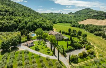 Rural Serenity Holiday Home