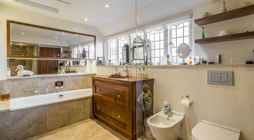 Photo of Charming Bosham Manor