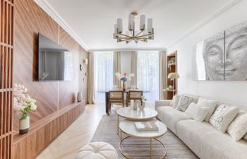 Elegance in Montparnasse Holiday Home